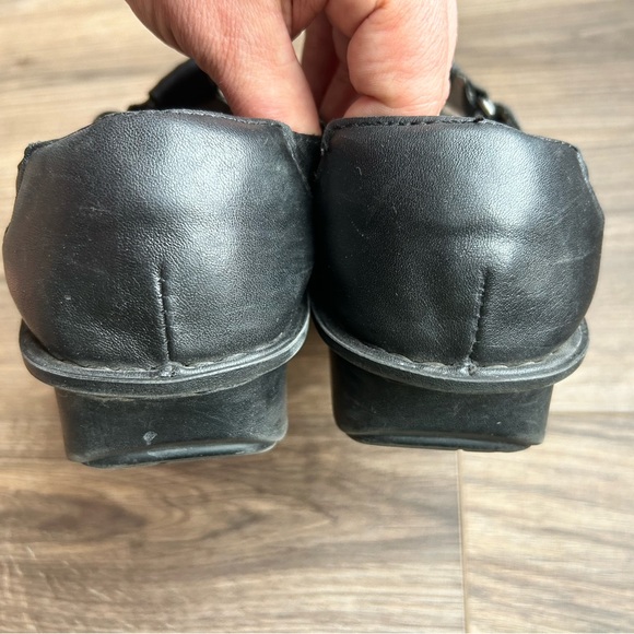 Traq by Alegria Black Leather Sandles | 39 - Picture 5 of 12